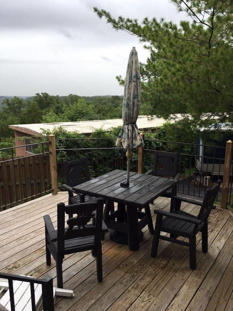 Country Mountain Inn Eureka Springs Exterior foto